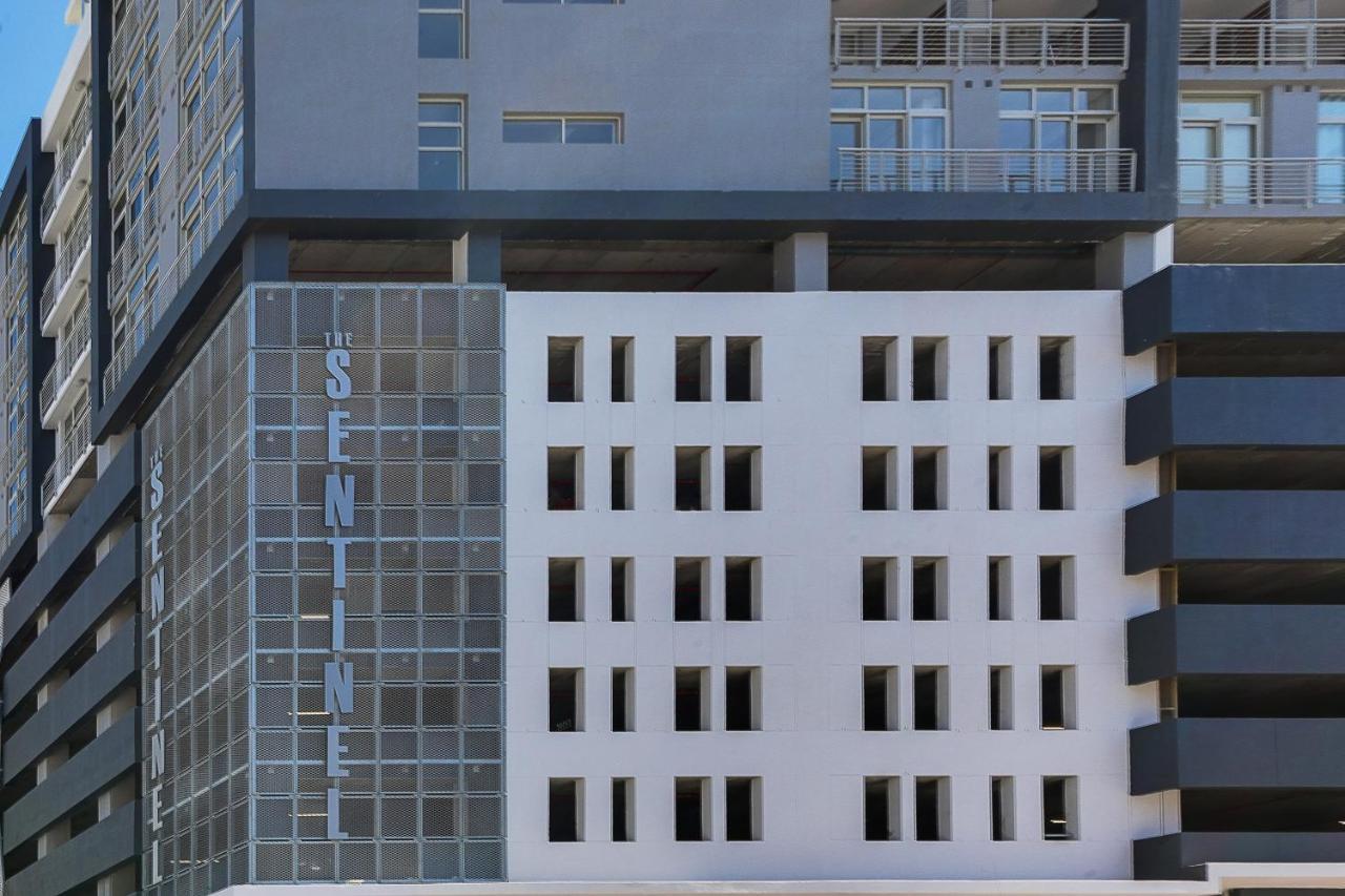 Backup-Powered Trendy City Sanctuary Кейптаун Екстериор снимка